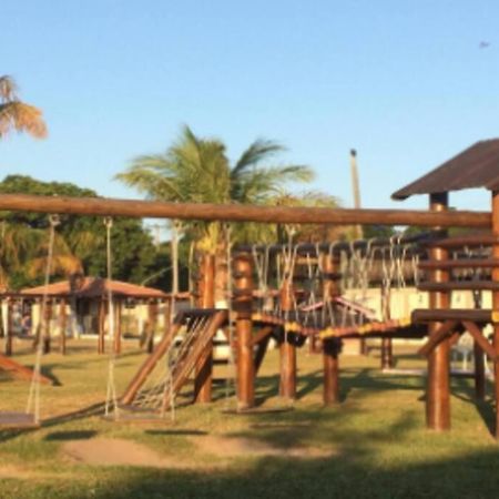 Casa Com Piscina, Grande E Espacosa No Condominio Dos Passaros 卡波布里奥 外观 照片