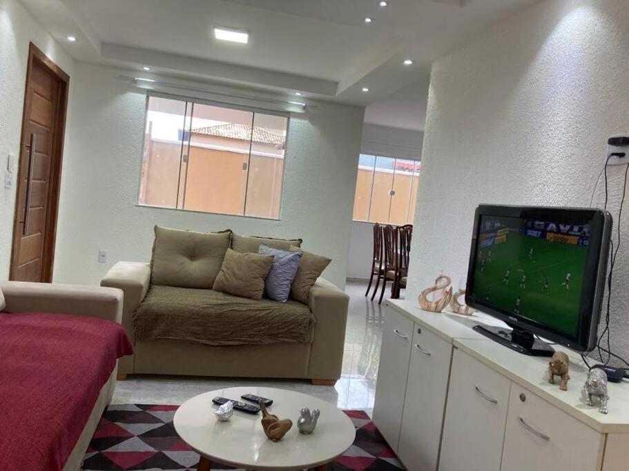 Casa Com Piscina, Grande E Espacosa No Condominio Dos Passaros 卡波布里奥 外观 照片