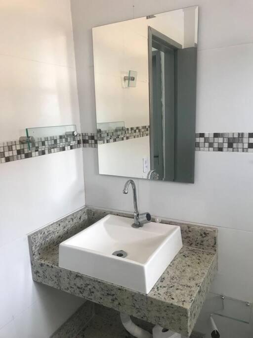 Casa Com Piscina, Grande E Espacosa No Condominio Dos Passaros 卡波布里奥 外观 照片