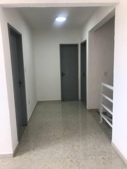 Casa Com Piscina, Grande E Espacosa No Condominio Dos Passaros 卡波布里奥 外观 照片