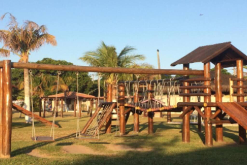 Casa Com Piscina, Grande E Espacosa No Condominio Dos Passaros 卡波布里奥 外观 照片